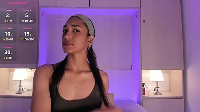 AnahiCollins online show from November 10, 11:42 am