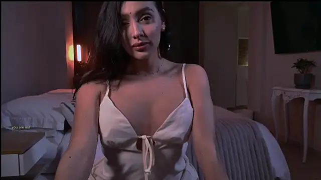 Snapshot of Milana_De chatting on October 27, 10:36 pm Milana De online show from October 27, 10:36 pm