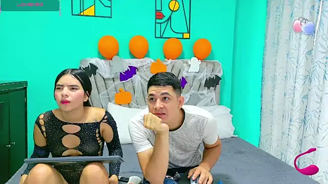 Laura King online show from October 29, 7:26 pm