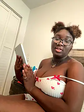 Snapshot of St4G1rL chatting on October 17, 8:11 pm St4G1rL online show from October 17, 8:11 pm