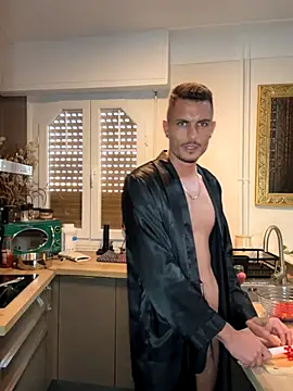 WildFlame2525 online show from October 13, 3:01 pm