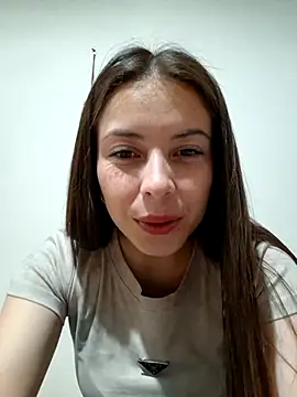 EmmaValencia  online show from October 21, 4:46 am