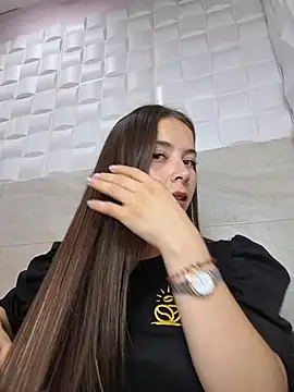 EmmaValencia  online show from November 28, 10:01 pm