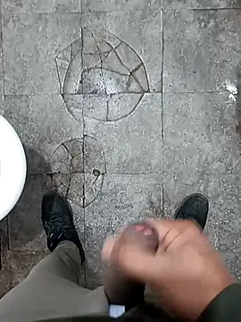 SlipperyRebound0 online show from November 18, 3:05 pm