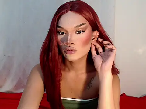 amandareddragon online show from November 9, 8:12 am