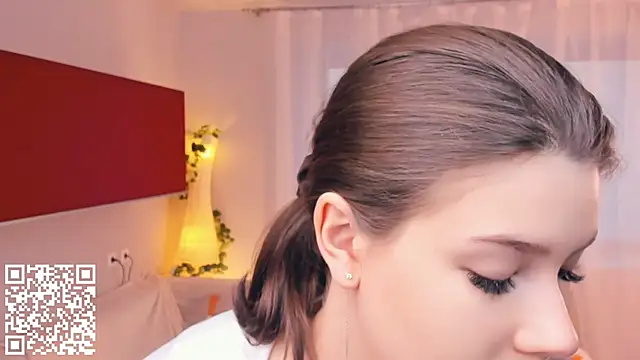 MondoNeko online show from October 24, 7:05 am