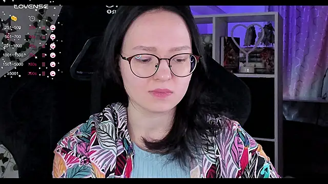 power robynn online show from October 6, 10:34 am