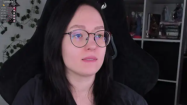 power robynn online show from October 15, 9:20 am