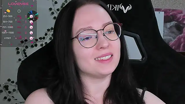 power robynn online show from March 1, 2:30 pm