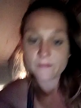 Queen2454 online show from April 10, 7:02 am