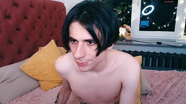 Snapshot of Ellis_Rin chatting on November 24, 7:02 pm Ellis Rin online show from November 24, 7:02 pm