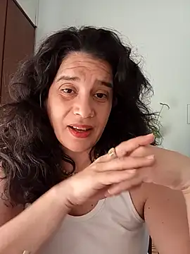 MoritaSalvaj online show from October 31, 1:45 pm