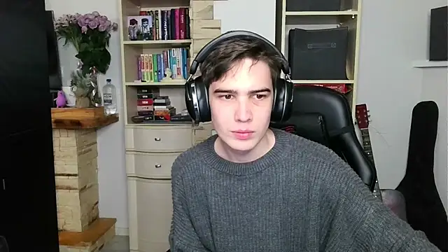 Snapshot of _Chris_Next_Door_ chatting on October 29, 3:58 pm  Chris Next Door  online show from October 29, 3:58 pm