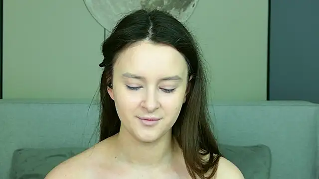 EvaSwen online show from April 26, 6:00 am