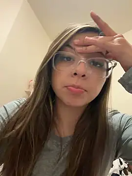 bunnygorl12 online show from March 3, 3:23 am