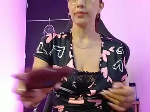 Snapshot of Angel_blackhot chatting on February 25, 5:17 am Angel blackhot online show from February 25, 5:17 am