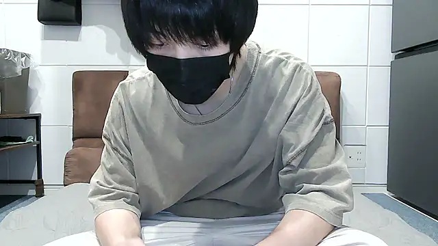 Snapshot of mikan_kun_st chatting on October 27, 11:47 am mikan kun st online show from October 27, 11:47 am