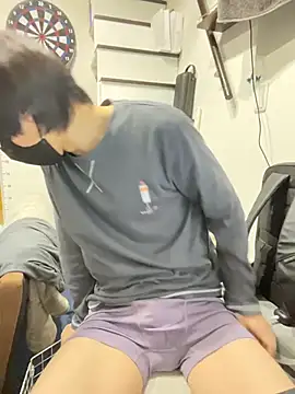 Snapshot of mikan_kun_st chatting on December 16, 12:15 am mikan kun st online show from December 16, 12:15 am