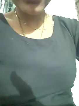 Snapshot of Hotty_ruvi chatting on October 15, 5:13 pm Hotty ruvi online show from October 15, 5:13 pm