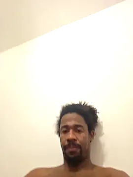 Snapshot of cracha chatting on December 3, 4:09 am cracha online show from December 3, 4:09 am