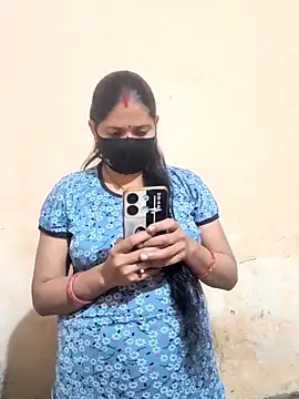 Snapshot of Rasili_bhabhi10 chatting on December 18, 6:30 am Rasili bhabhi10 online show from December 18, 6:30 am