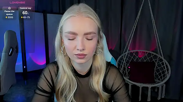 TessaGrays online show from November 30, 8:18 am