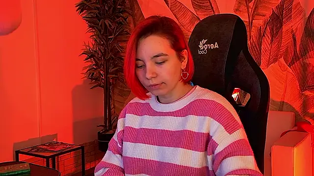 MarcelineChi online show from February 12, 5:24 am