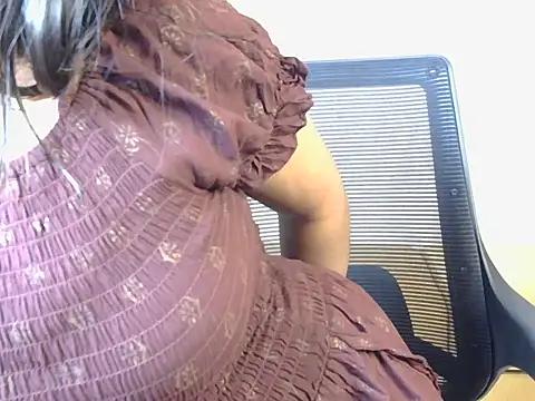 baby-panda4 online show from October 16, 3:57 pm