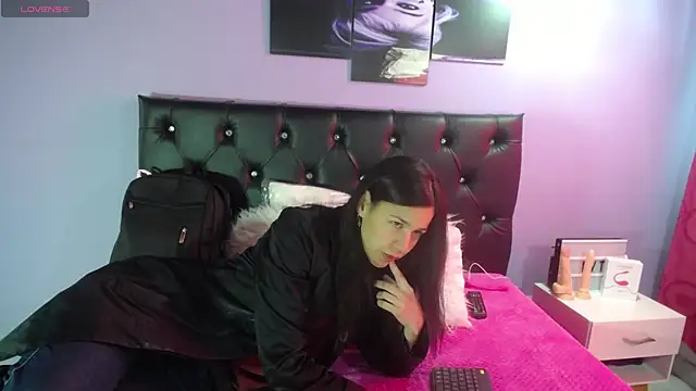 Jazmin ny online show from November 19, 1:55 pm