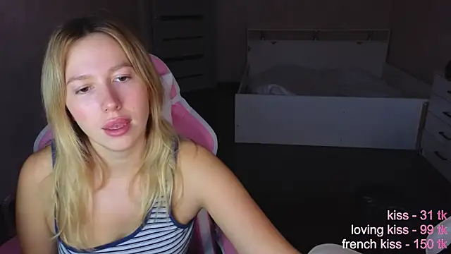 stefany and bettany online show from October 23, 2:05 pm