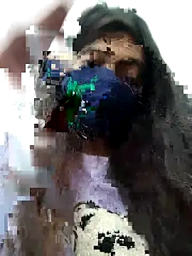 Snapshot of PEEHU-50 chatting on October 7, 2:42 am PEEHU-50 online show from October 7, 2:42 am