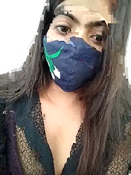 Snapshot of PEEHU-50 chatting on November 6, 2:01 am PEEHU-50 online show from November 6, 2:01 am