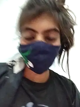 Snapshot of PEEHU-50 chatting on November 13, 12:59 pm PEEHU-50 online show from November 13, 12:59 pm