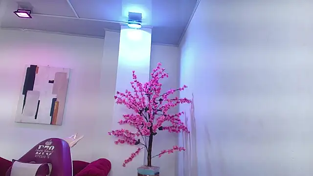 Gabriela milani online show from December 3, 11:41 am