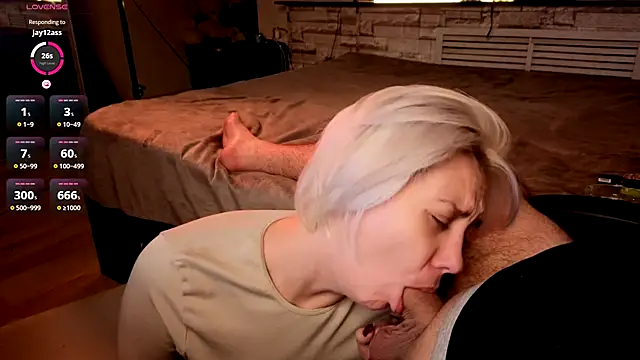 Snapshot of Sex_Vibe_couple chatting on October 3, 6:16 pm Sex Vibe couple online show from October 3, 6:16 pm