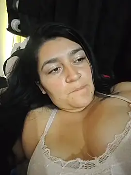 Snapshot of alejitasweet chatting on October 29, 3:31 am alejitasweet online show from October 29, 3:31 am