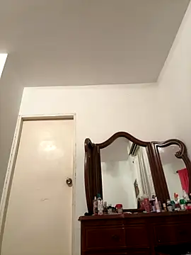 Snapshot of Brianna_bunny05 chatting on October 6, 3:15 am Brianna bunny05 online show from October 6, 3:15 am