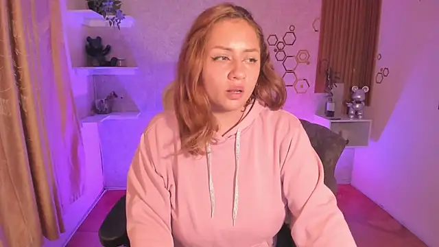 EvelynVega0 online show from November 6, 3:07 am