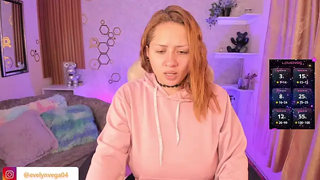 EvelynVega0 online show from February 24, 6:22 am