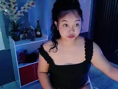 UrFavouriteCravings online show from February 16, 2:51 am