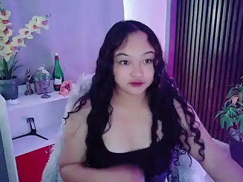 UrFavouriteCravings online show from March 3, 6:52 am