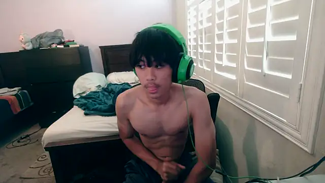 youngasianboy2007 online show from October 11, 5:00 pm