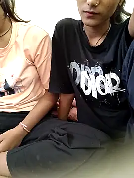 Unique girls90 online show from December 17, 9:04 am