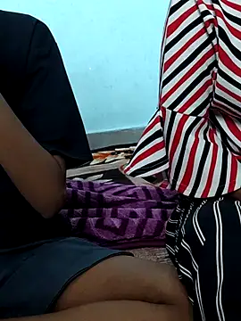 Unique girls90 online show from April 9, 4:56 am