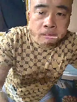 Snapshot of han515319 chatting on February 25, 12:04 pm han515319 online show from February 25, 12:04 pm