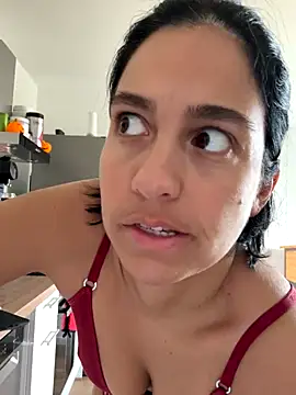 LaPetiteKim online show from November 5, 12:49 pm