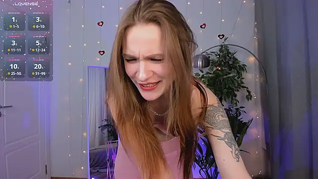 PollyMayer online show from February 11, 8:36 pm