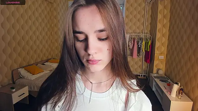 JinnyMcie online show from December 21, 12:12 pm