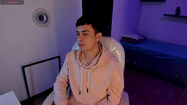 Nyko ds online show from November 28, 4:04 am