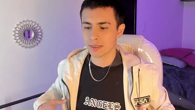 Nyko ds online show from January 16, 4:05 am